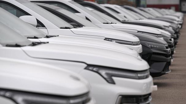 <p>Die Zurverfügungstellung eines Dienstfahrzeugs als Neuwagen scheint langsam zu Ende zu gehen. Immer mehr belgische Unternehmen setzen auf Gebrauchtwagen.</p>