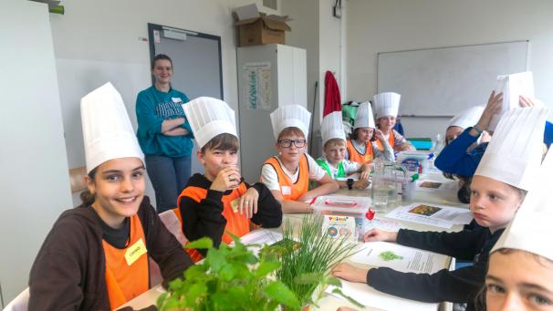 <p>Die Teilnehmer absolvieren verschiedene technische Workshops.</p>