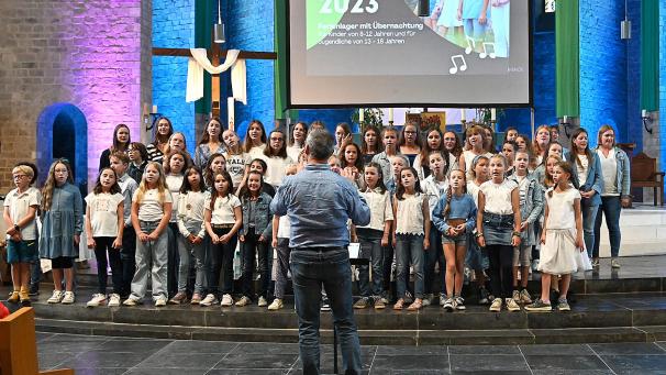 <p>Das Abschlusskonzert der Singwoche findet am 26. Juli in der St.Vither Pfarrkirche statt.</p>