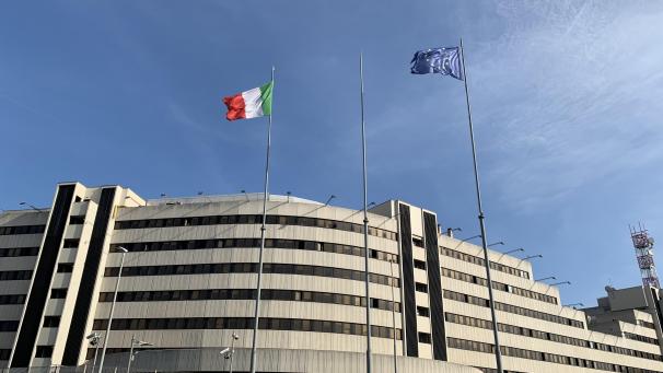 <p>Sitz der Anti-Mafia-Behörde (DIA). In Italiens Anti-Mafia-Behörde laufen alle Fäden zusammen, auch internationale Razzien werden hier koordiniert.</p>