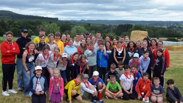 <p>Das Ferienlager der KLJ Elsenborn in Born steht unter dem Motto der bekannten Filmreihe „Ice Age“. Während ihrer Reise erleben die Lagerteilnehmer mit Manni, Sid und Diego zahlreiche Abenteuer.</p>