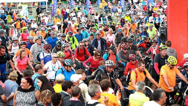 <p>Beim „Beau Vélo de Ravel“, hier im Jahre 2019 in Bleyberg, herrscht jedes Jahr ein buntes Treiben.</p>