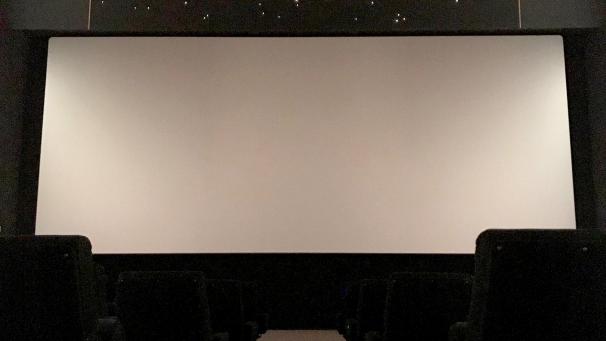 <p>Im Kino Corso ist es am Donnerstagabend dunkel.</p>