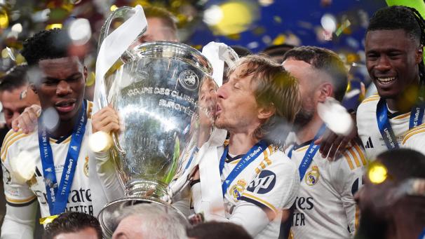 <p>Luka Modric bleibt ein „Königlicher».</p>