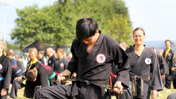 <p>In Herzebösch findet zum siebten Mal das internationale Sommerlager des Shinson Hapkido statt.</p>