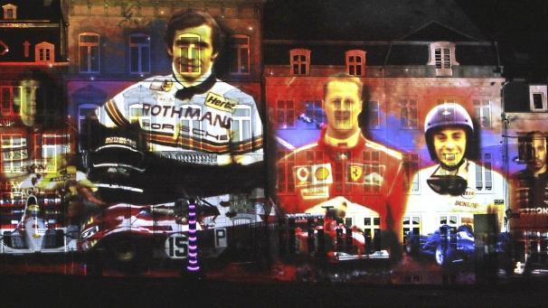 <p>2021 gab es eine beeindruckende Show anlässlich des 100-jährigen Bestehens der Rennstrecke.</p>