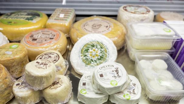 <p>Käse aus belgischer Produktion in einem Brüsseler Laden.</p>