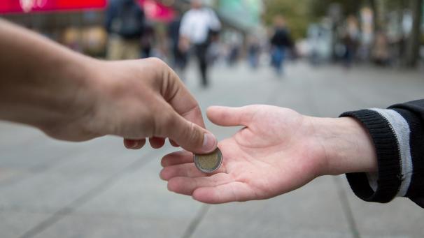 <p>Die Stadt Aachen geht gegen „aggressives Betteln“ vor.</p>