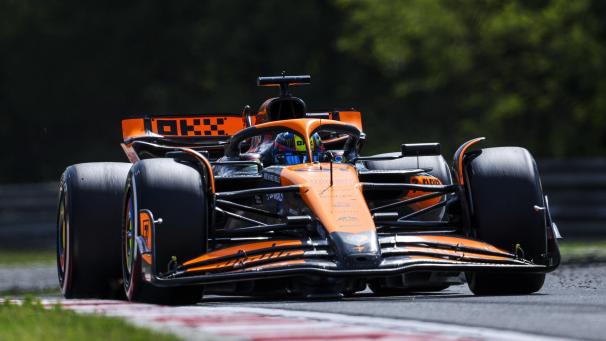 <p>Schneller als alle anderen: Oscar Piastri fährt im McLaren in Ungarn seinen ersten Formel-1-Sieg heraus.</p>