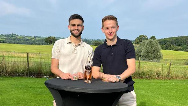 <p>Romain Spailier (links) und Xavier Roex (rechts) haben „Orgazm“ kreiert.</p>