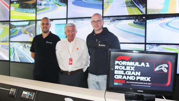 <p>Im Kontrollraum der Rennstrecke in Spa-Francorchamps (v.l.n.r.): Adrien Hagelstein (IT-Officer), Roland Bruynseraede (Clerk of the Course) und Sven Leufgen (Track Safety Manager).</p>