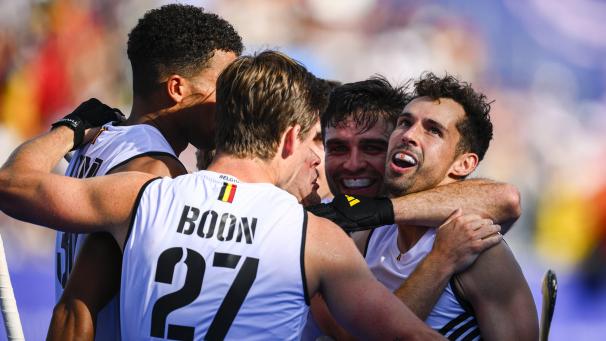 <p>Die „Red Lions“ feiern ihren zweiten Sieg.</p>