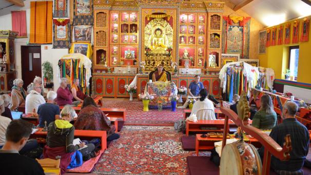 <p>Der Meditationsraum des Zentrums: Viele Menschen haben hier in den letzten 25 Jahren Zuflucht gefunden.</p>