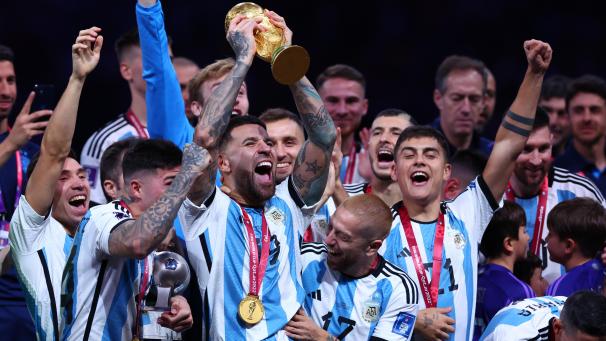 <p>2022 feiert Argentinien in Katar den WM-Titel. Der Weltmeister 2034 wird in Saudi-Arabien jubeln.</p>
