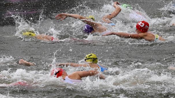 <p>Die Damen sind unterwegs, die Herren folgen: In Paris finden am Mittwoch die Triathlon-Wettbewerbe statt.</p>