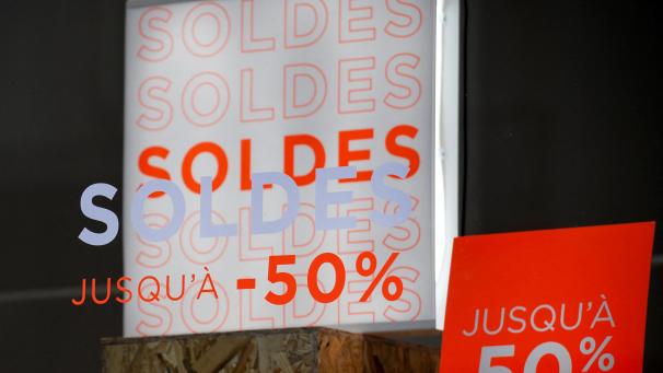 <p>Der Sommerschlussverkauf war für viele Geschäfte enttäuschend.</p>