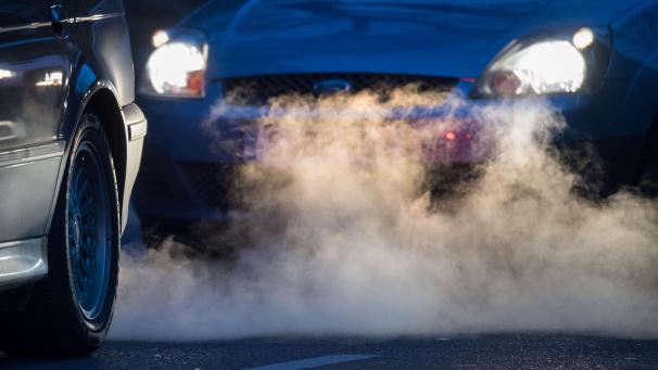 <p>Abgase_83008157</p>