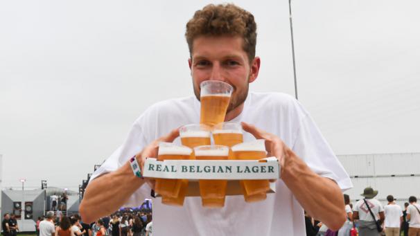 <p>Im letzten Jahr wurden auf dem weitläufigen Areal in Kiewit noch Einwegbecher ausgeteilt. In diesem Jahr ist damit Schluss.</p>