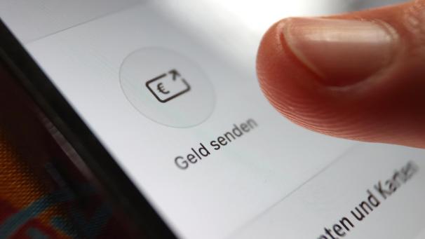 <p>Nutzer von Wero benötigen weder eine Bankkarte noch eine Kontonummer oder eine IBAN.</p>