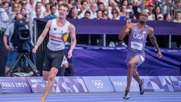 <p>Alexander Doom (links) musste im Halbfinale über die 400 Meter aufgeben.</p>