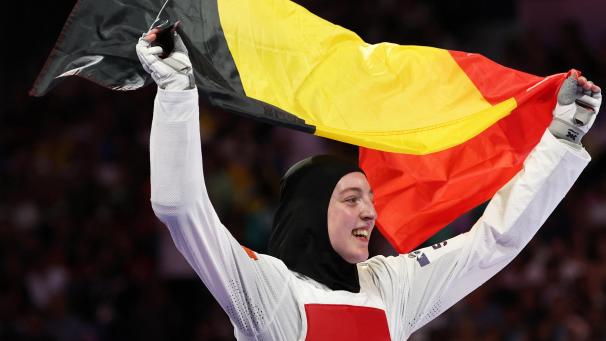 <p>Sarah Chaâri holt Bronze in Paris.</p>