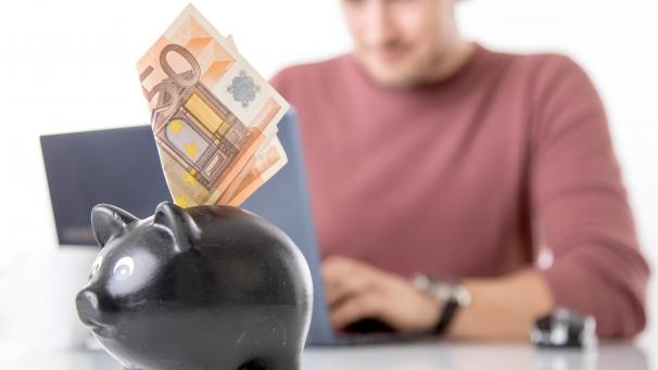 <p>Welche Möglichkeiten haben Anleger bald mit ihrem Geld? Banken und Staat buhlen um die Milliarden aus dem Staatsbon, die im September frei werden.</p>