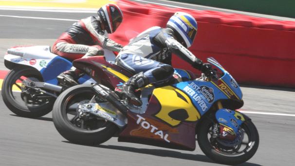 <p>Bei den GP-Paraden ging es wie zu den besten Motorrad-WM-Zeiten in Spa-Francorchamps zu.</p>