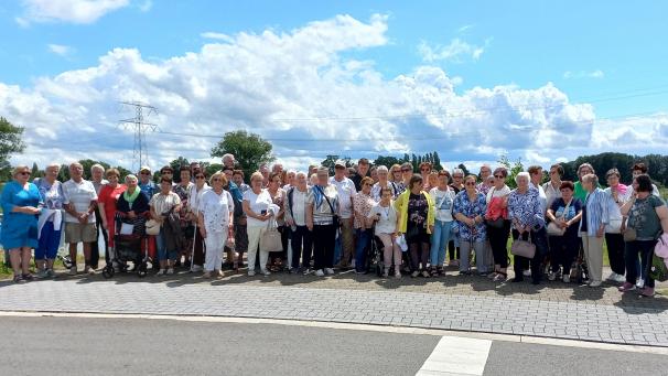 <p>Rund 60 Teilnehmer zählte die diesjährige Fahrt ins Blaue der beiden Organisationen.</p>