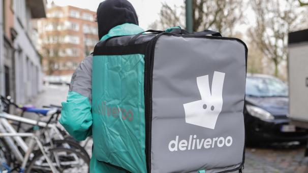 <p>Essenskurier von Deliveroo in Brüssel</p>