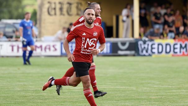 <p>Mehdi Ben Sellam und die Honsfelder sind am Mittwoch auswärts in Emmels gefordert.</p>