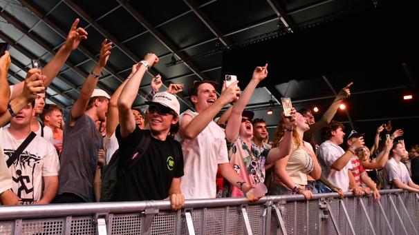 <p>Mit 55.000 Besuchern bei der „Pre-Party“ am Donnerstag und einem restlos ausverkauften Festival mit jeweils 66.000 Besuchern an den drei anderen Festivaltagen war der Publikumsandrang riesig.</p>