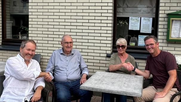 <p>Bürgermeister Luc Frank und Schöffe Mirko Braem haben mit den Eigentümern des „Winkel“, der Familie Bauens, eine Einigung getroffen.</p>
