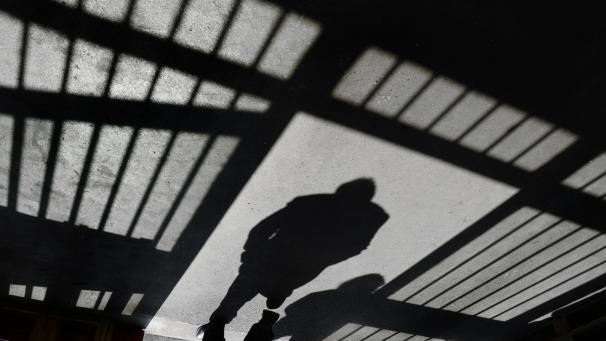 <p>In Taiwan müssen mehrere Männer, darunter auch Militäroffiziere, wegen Geheimnisverrats an China ins Gefägnis.</p>