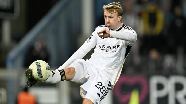<p>Volles Engagement: Rune Paeshuyse und die AS Eupen erwartet am Kehrweg gegen Beveren eine schwere Aufgabe.</p>