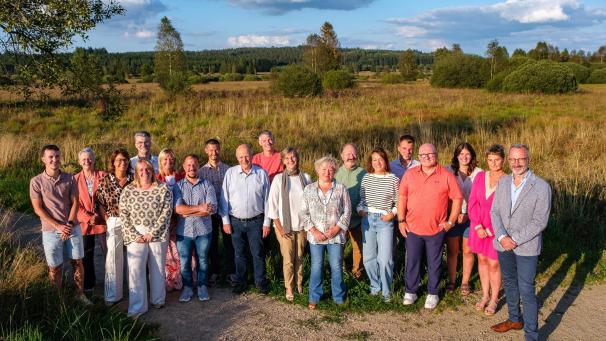<p>Am höchsten Punkt Belgiens stellte die Liste „Volonté Commune“ ihre 19 Kandidaten für die Kommunalwahl vor. 15 von ihnen engagieren sich zum ersten Mal politisch.</p>