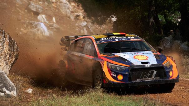 <p>Hartes Terrain auch für WM-Spitzenreiter Thierry Neuville bei der Akropolis-Rallye.</p>