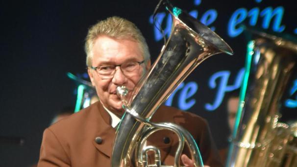 <p>Seine Abschiedstournee „Mein Finale“ führt Ernst Hutter und die Egerländer Musikanten am 28. März 2025 nach St.Vith.</p>