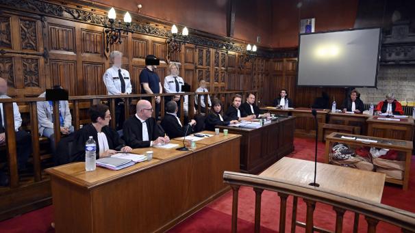 <p>Blick in den Gerichtssaal des Lütticher Justizpalastes.</p>
