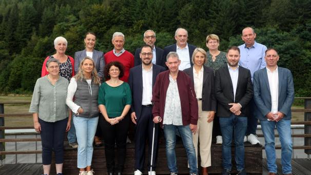 <p>Elf Frauen und zwölf Männer ziehen für die Liste Progrès ins Rennen. Acht Kandidaten waren bei der Listenvorstellung nicht anwesend.</p>