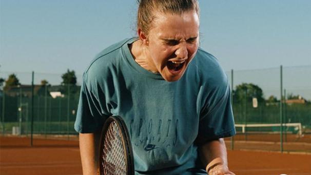 <p>Ausschnitt des Filmplakats von „Julie zwijgt“</p>
