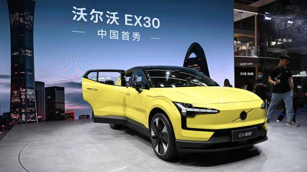 <p>Ein Volvo EX30 bei der Automesse im Frühjahr in Peking</p>