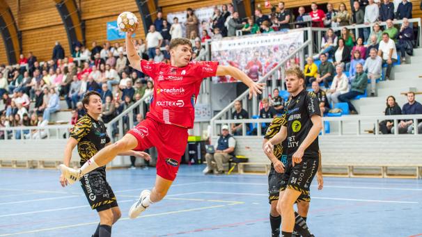 <p>Kian Wudtke fängt den Ausfall von Kapitän Damian Kedziora auf.</p>