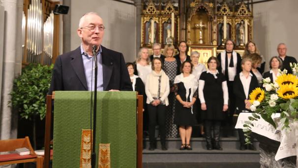 <p>Große Ehre für den Eupener Dechant Helmut Schmitz</p>