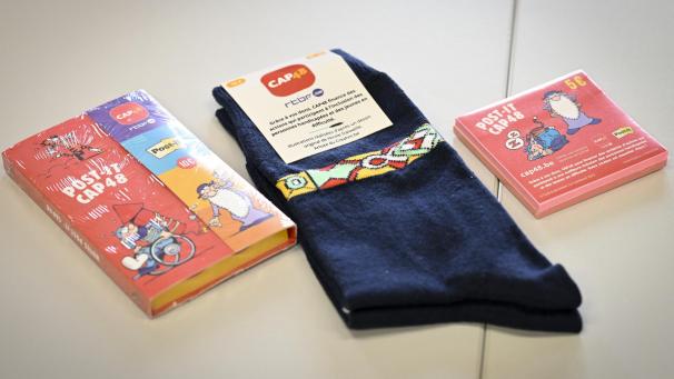 <p>Erstmals werden neben den großen und kleinen Post-Its auch Socken angeboten.</p>