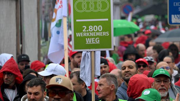 <p>Anfang der Woche fand in Brüsseleine Demonstration zur Unterstützung der von der Schließung des Audi-Werks in Forest betroffenen Arbeiter statt.</p>