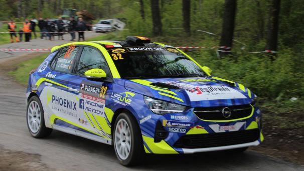 <p>Favorit vor heimischer Kulisse im Markenpokal Stellantis: Tom Heindrichs-Jonas Schmitz (Opel Corsa).</p>