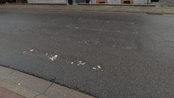<p>Es ist schwer zu erkennen, aber das hier ist ein Zebrastreifen.</p>