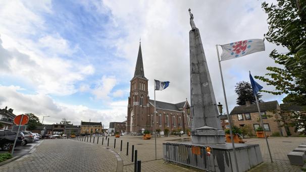<p>Der Kirchplatz stand in den letzten sechs Jahren immer wieder auf der Themenliste des Kelmiser Gemeinderates.</p>