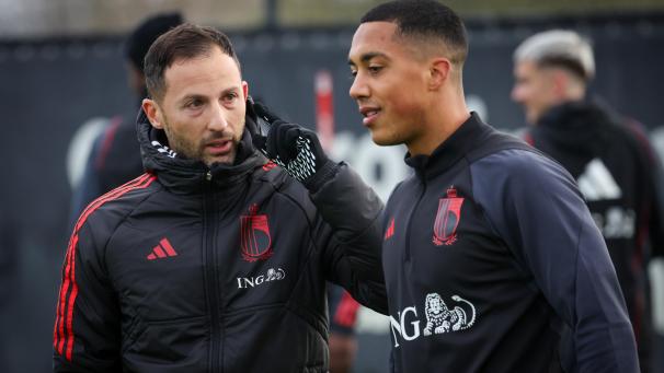 <p>Belgien (Domenico Tedesco und Youri Tielemans) ist zum Siegen verpflichtet, soll Italien an der Tabellenspitze nicht einsam seine Kreise ziehen.</p>
