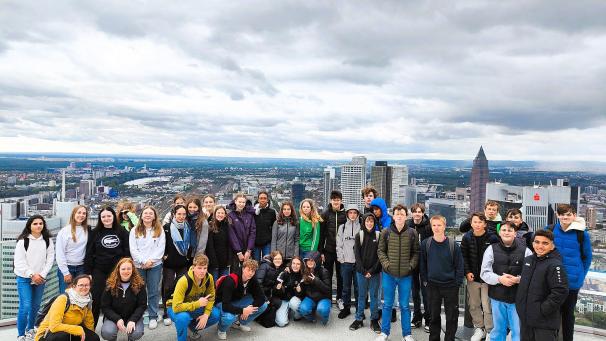 <p>Der Main Tower gehörte für die Schüler zum Highlight der Frankfurt-Reise.</p>
